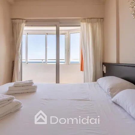 The Seaview - & Pool By Domidai Apartment